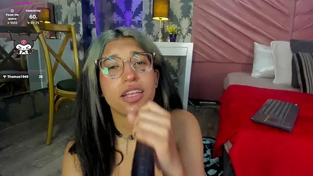 Karin Ks online show from December 4, 3:20 am