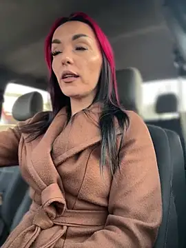 MeganFoxiy online show from March 8, 5:33 am