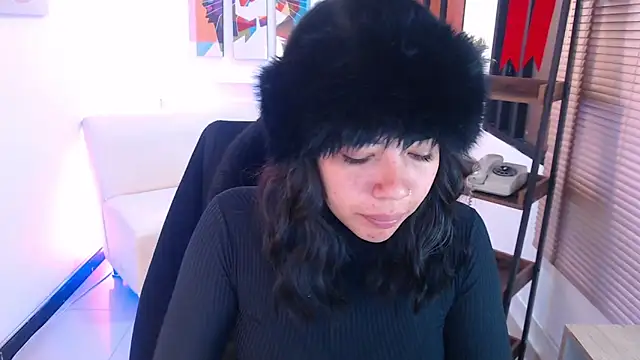 dangel noir6 online show from February 12, 10:50 am