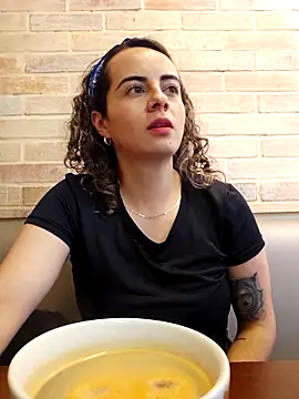 Sairy  online show from November 6, 9:53 pm