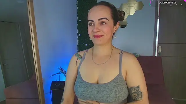 Sairy  online show from April 28, 4:11 pm
