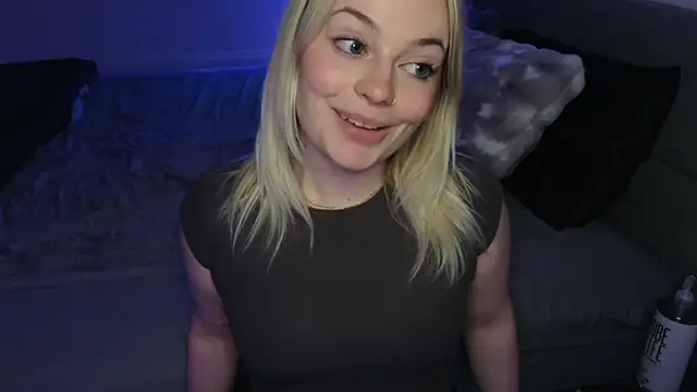 margot robbie7 online show from June 30, 1:38 am