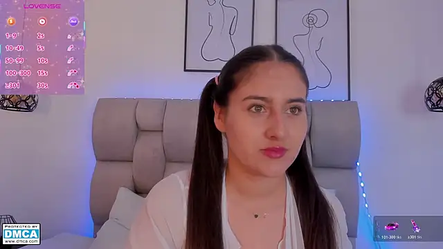 Hanna Evans   online show from January 15, 1:06 pm