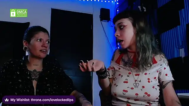 lovelockedlips online show from July 7, 4:54 pm