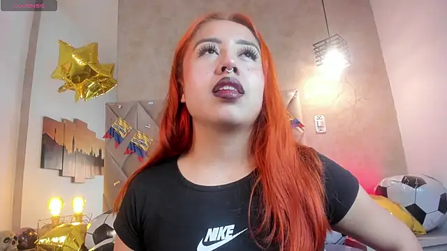 kailinmoonx online show from June 27, 1:06 pm