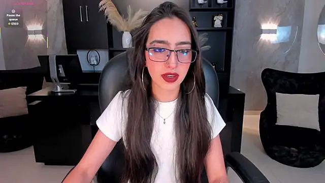 LarisaSmirnov online show from January 13, 5:13 am