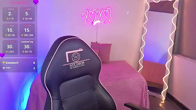 Malory tay1 online show from October 25, 7:32 pm