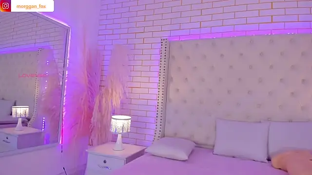 Morggan Fox  online show from October 29, 5:01 am