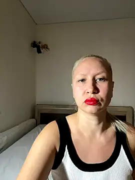 Nikusia online show from October 9, 1:37 pm