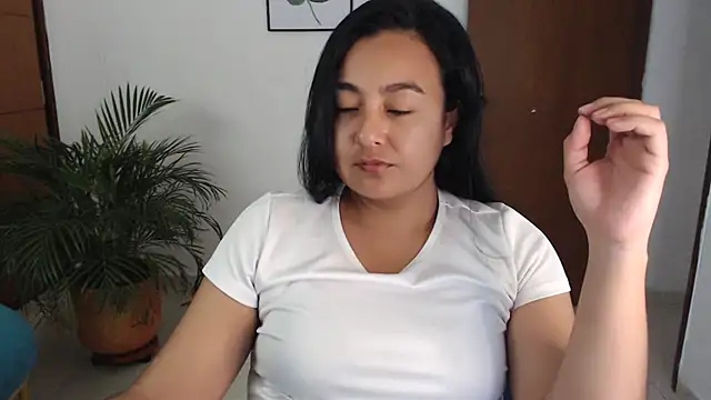 Themagicpotion online show from July 4, 4:36 pm