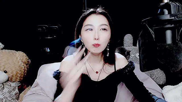 Snapshot of 9ban chatting on October 4, 12:00 pm 9ban online show from October 4, 12:00 pm