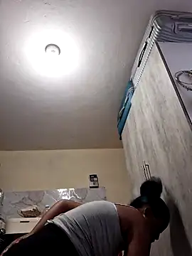 sexylira online show from February 20, 9:00 am