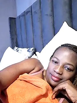 sexylira online show from October 4, 12:44 pm