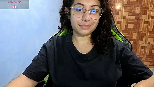 Snapshot of Mabbaldama chatting on September 18, 11:53 am Mabbaldama online show from September 18, 11:53 am