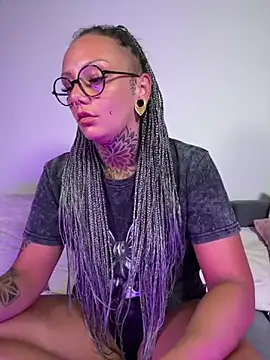 xxveraa vibe online show from July 12, 10:54 pm