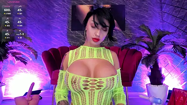 IzabelaTessa online show from May 1, 7:28 pm