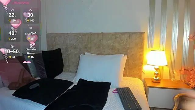 angelinarouse  online show from January 16, 2:29 am