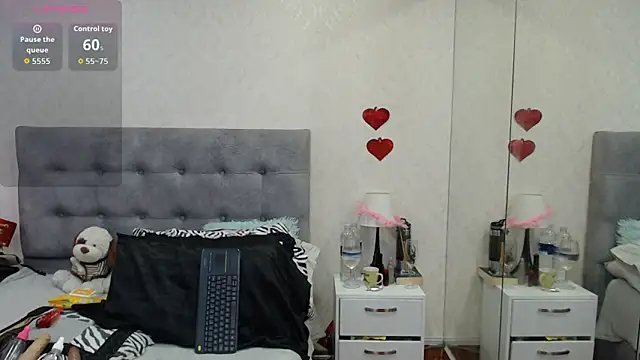 ScarlettGreen  online show from March 3, 11:49 am