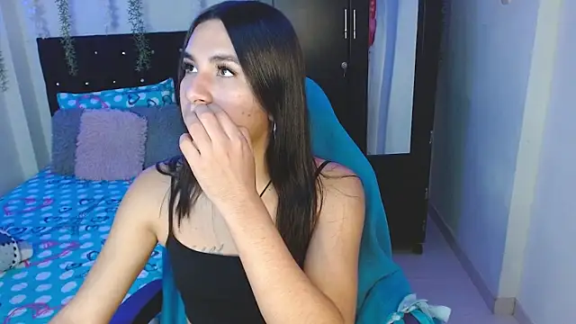 Lyaa Cute online show from May 8, 12:25 am