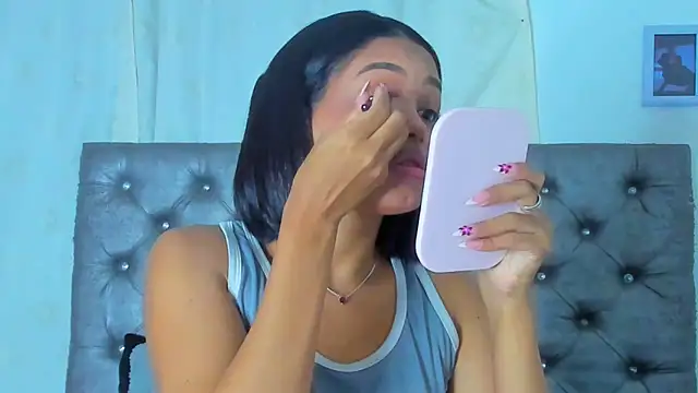 NikkiStarrr online show from November 7, 10:10 am