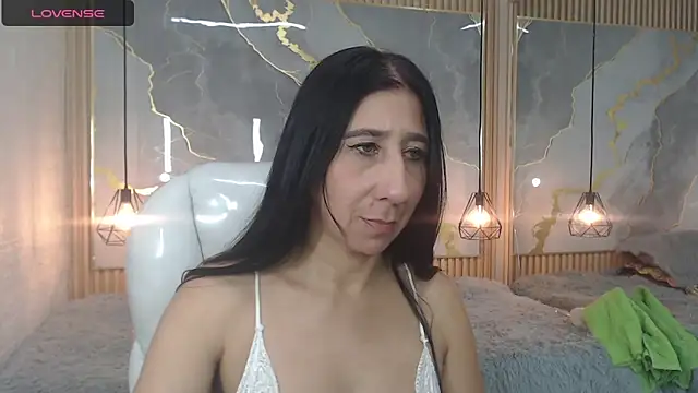 nei girl online show from October 26, 1:34 am