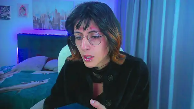 goth minerva online show from June 25, 1:57 pm
