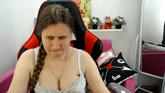 Lucky Lana online show from July 16, 3:00 am