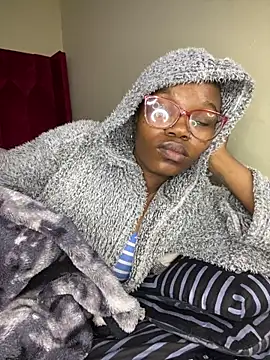 YummyMelanin117 online show from October 1, 12:26 am