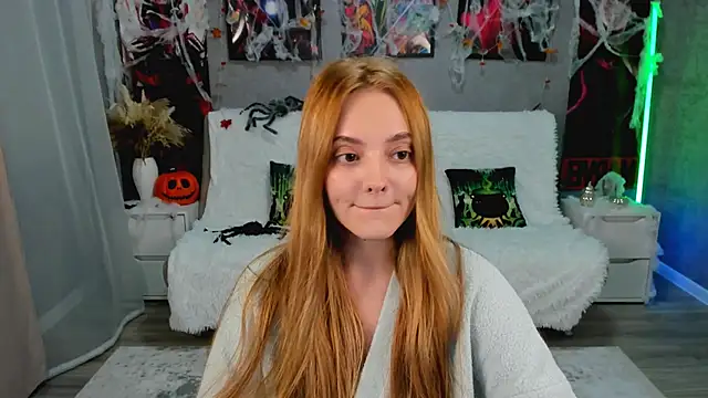 MelanieAlves online show from November 1, 7:07 pm