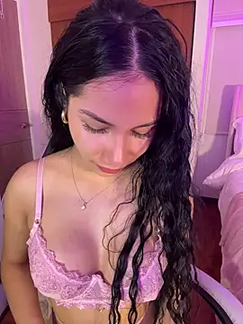 ArianaReynoldss online show from July 14, 10:21 am