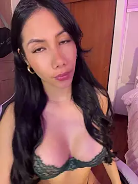 ArianaReynoldss online show from June 25, 10:08 am