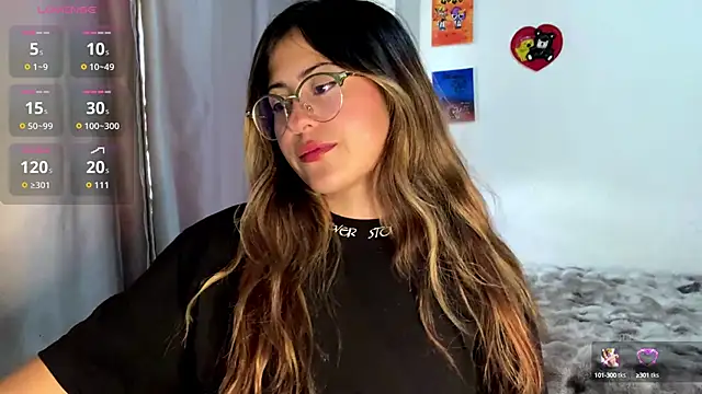 Snapshot of emma__bell_ chatting on September 10, 7:36 pm emma bell online show from September 10, 7:36 pm