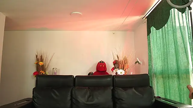 bonniie 98  online show from November 21, 8:00 pm