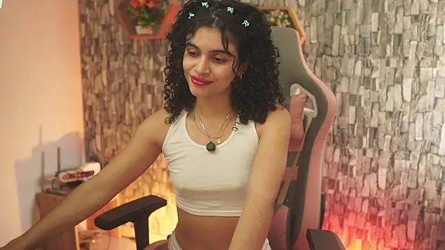 bonniie 98  online show from June 28, 7:20 pm