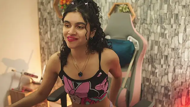bonniie 98  online show from July 7, 7:49 pm