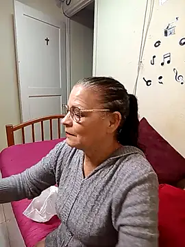 katrina perez online show from November 8, 10:48 pm