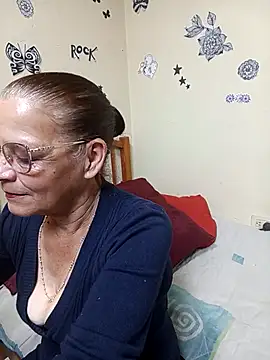 katrina perez online show from October 30, 10:11 pm