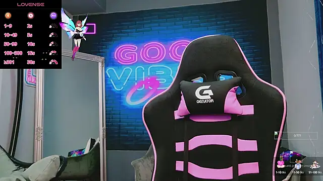 AlessiaCroft online show from September 17, 4:10 am