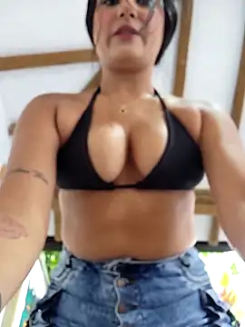 Snapshot of Rosa_Warreen_ chatting on October 18, 12:41 pm Rosa Warreen online show from October 18, 12:41 pm