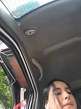 Snapshot of Rosa_Warreen_ chatting on October 7, 4:22 pm Rosa Warreen online show from October 7, 4:22 pm