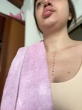Mia  Gray online show from July 9, 5:26 pm