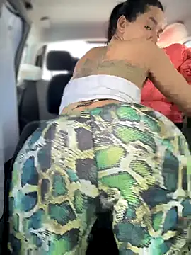 MeekyRich online show from November 8, 5:12 am