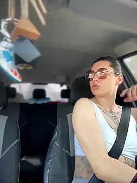 MeekyRich online show from May 2, 3:54 am