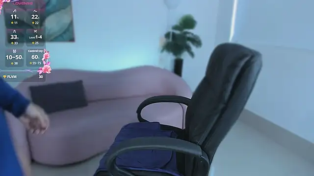 kylie soraya online show from September 15, 4:58 pm