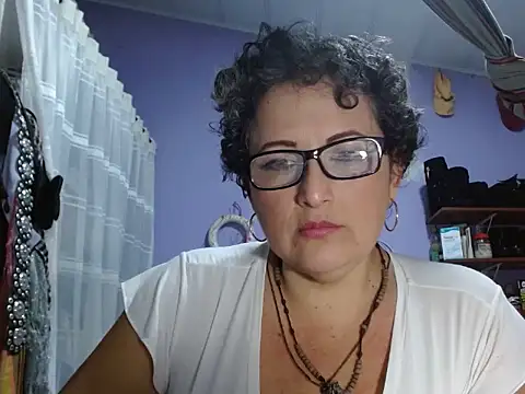 Malefi milf online show from October 25, 8:26 pm