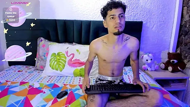 Snapshot of JennMuriel_ chatting on September 26, 1:20 pm JennMuriel online show from September 26, 1:20 pm