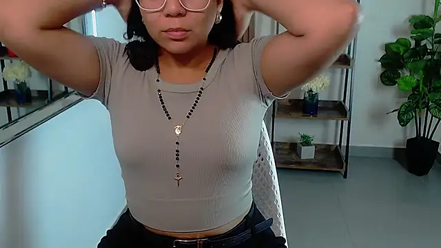  Victoria Collins online show from July 28, 11:08 am