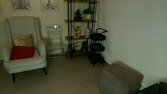  Victoria Collins online show from July 4, 11:17 am