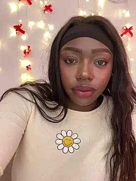 alissradiante1 online show from December 18, 2:49 am