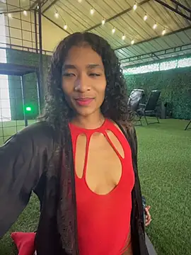 SweetCheeksXXX online show from June 30, 9:36 pm
